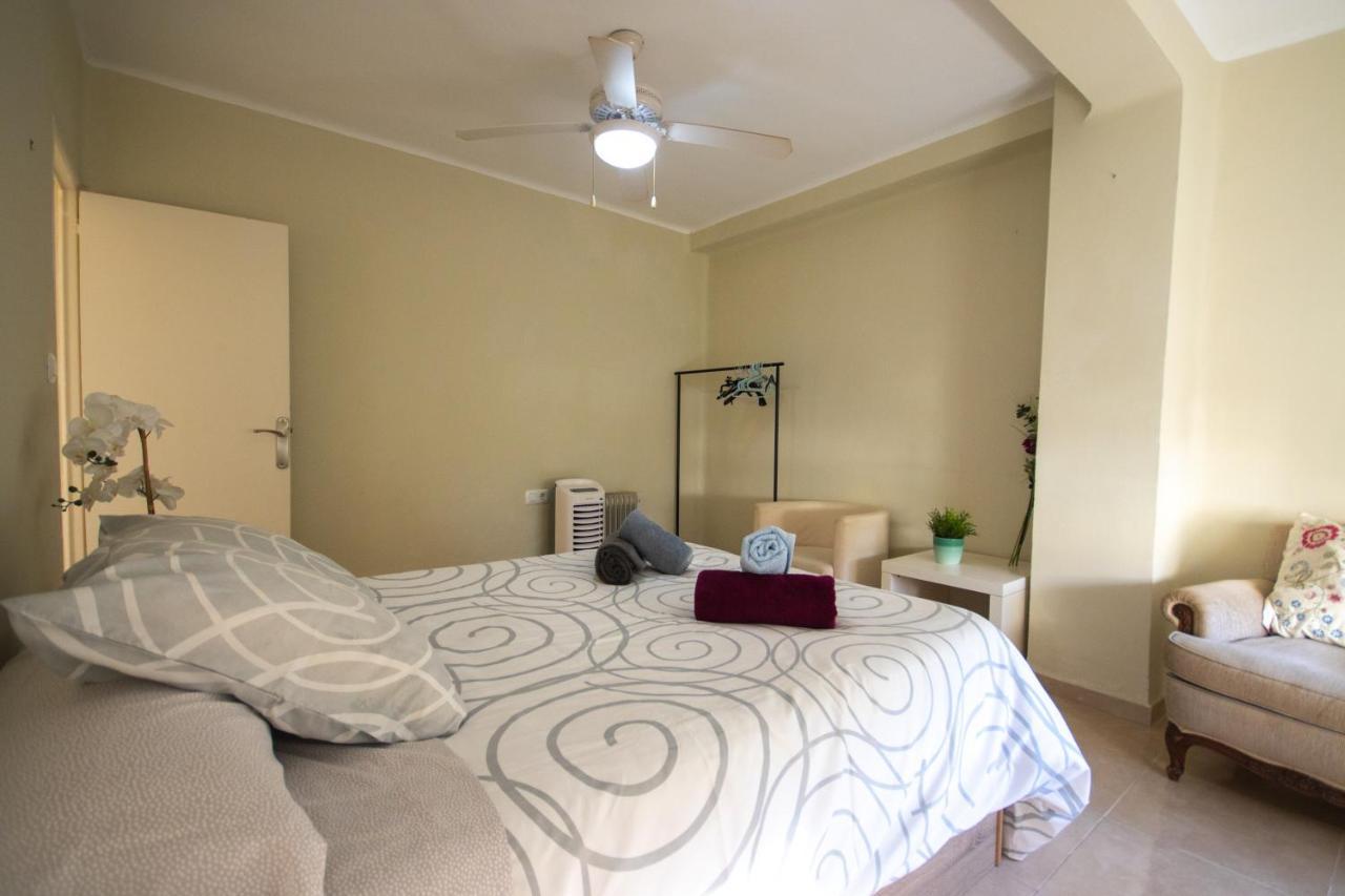 Apartamento La Traina Apartment Torre Del Mar Bagian luar foto